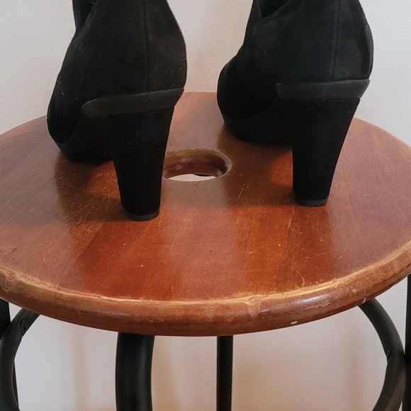 Geox black heels size 7 - Picture 3 of 4